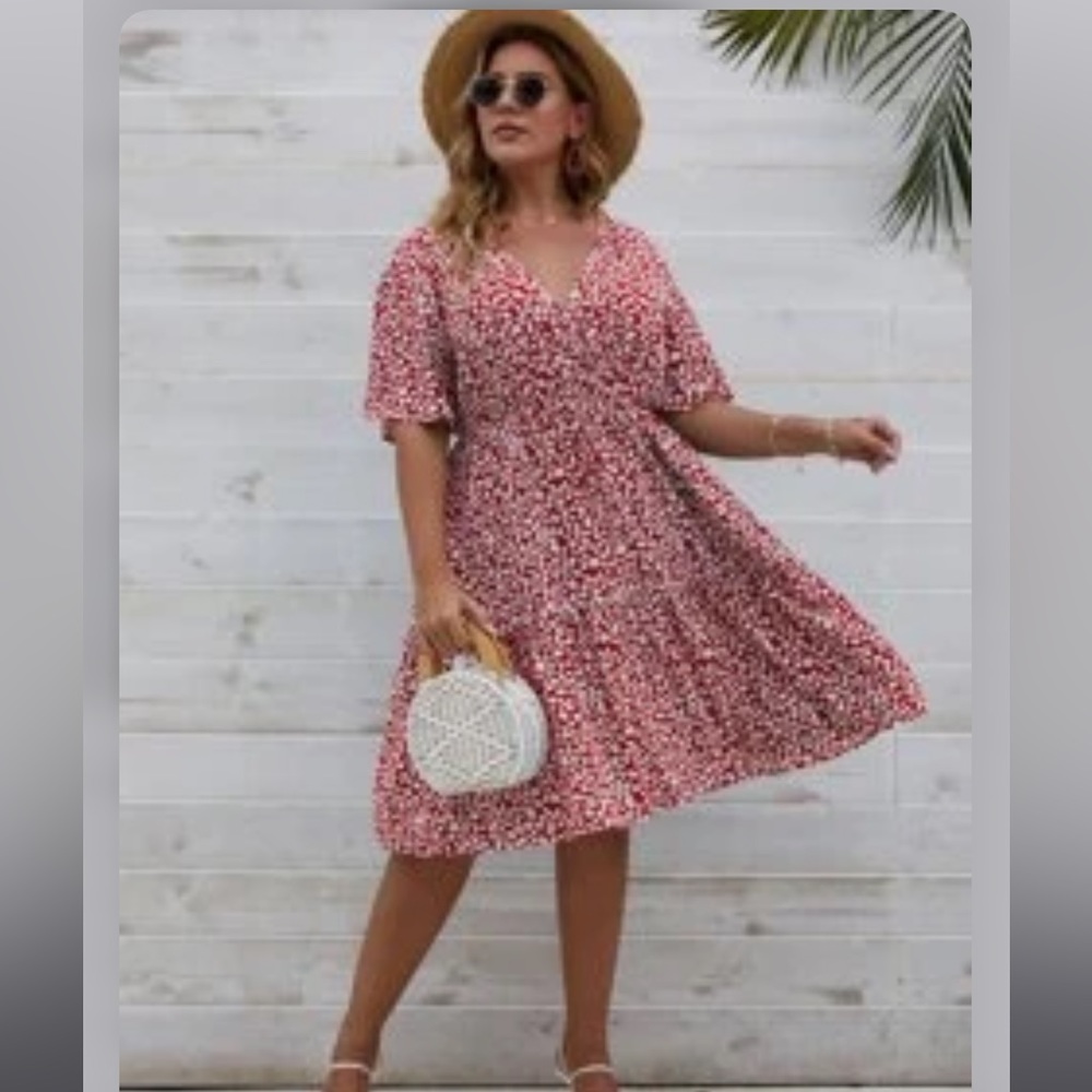 1XL Plus Ditsy floral print ruffle hem dress